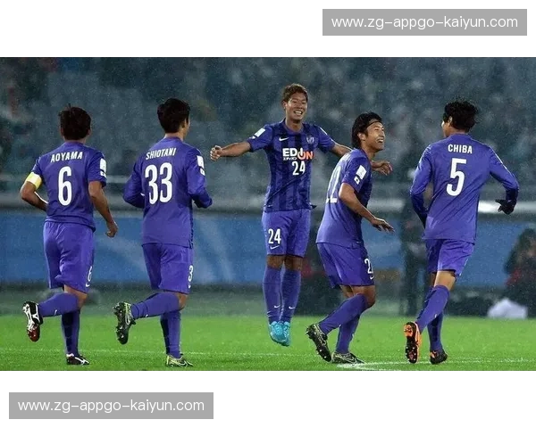 绿茵巅峰的东亚协奏曲：当北京国安的翠绿遇上广岛三箭的紫色风暴